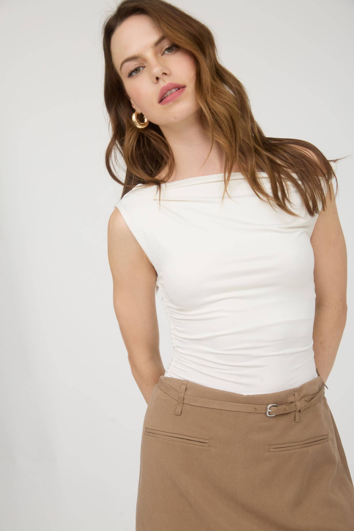 ASYMMETRICAL OFF THE SHOULDER KNIT TOP: BLACK