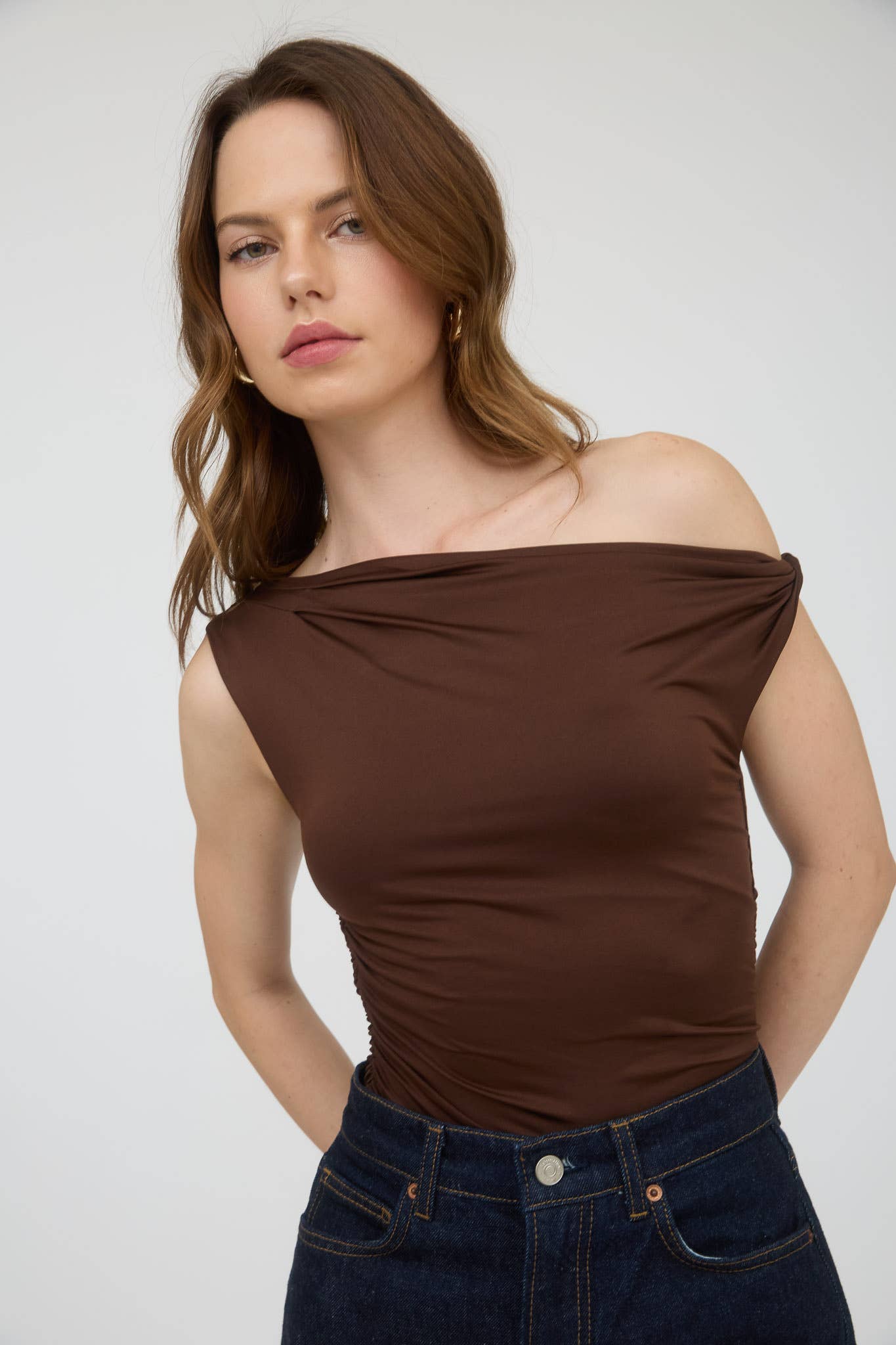 ASYMMETRICAL OFF THE SHOULDER KNIT TOP: BLACK